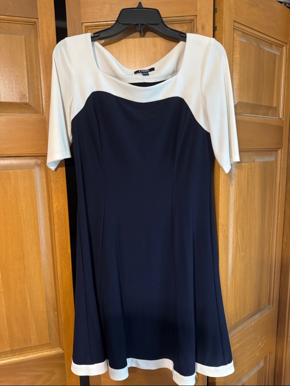 Chaus Navy and White Short Sleeve Fit-and-Flare Tunic Dress